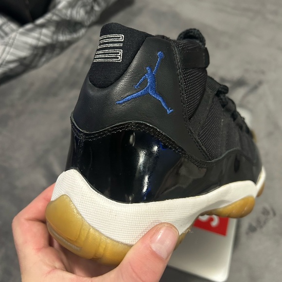 jordan space jam 2000